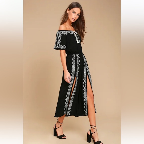 Lulus Ready, Set, Vacation Black Embroidered Off-the-Shoulder Jumpsuit M - Picture 2 of 11